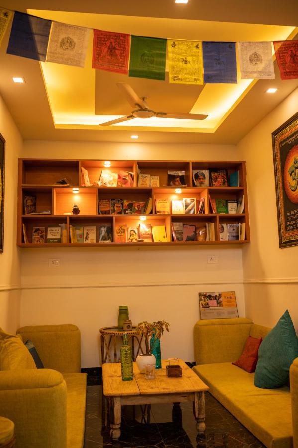Hotel The Moksham Rishikesh Bagian luar foto