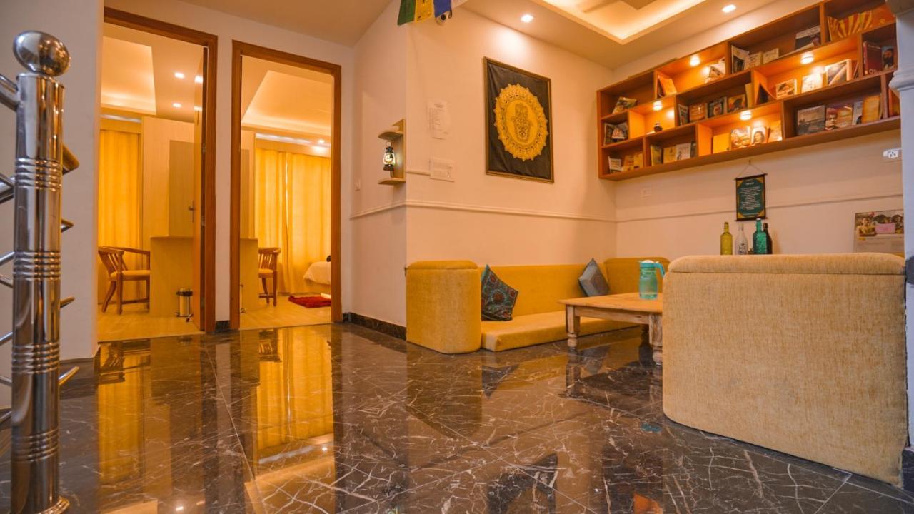 Hotel The Moksham Rishikesh Bagian luar foto